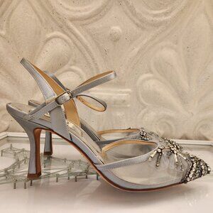 Badgley Mischka Embellished Whisper Blue Heels. NWT. Size 6